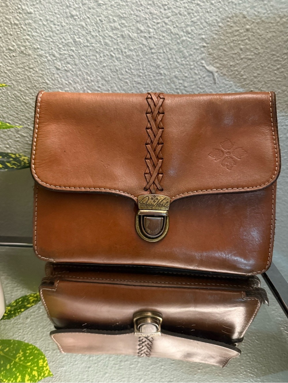 Patricia Nash Bianco Heritage Brown Leather Crossbody Organizer - Picture 2 of 10